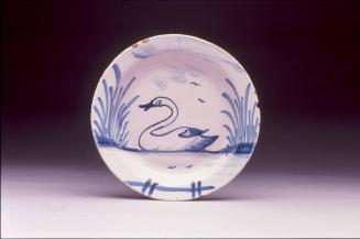 Plate with a swan