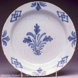 Plate with stylized leaf design