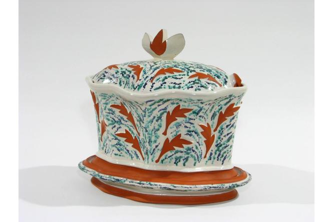 Covered Dish with Leaf Design