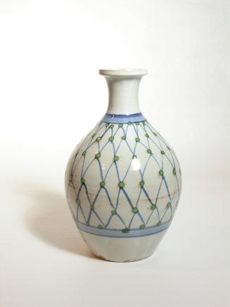 Vase with Net Pattern