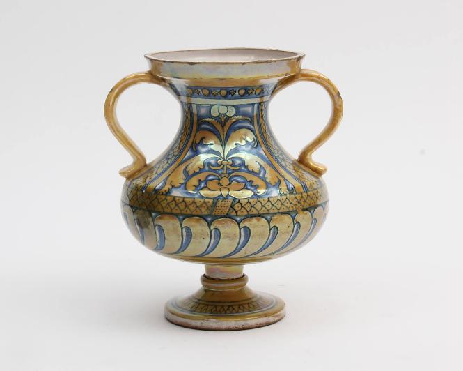 Two-handled vase