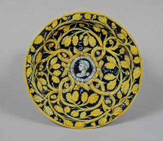 Moulded dish with portrait all'antica (in the antique manner) and oak branches
