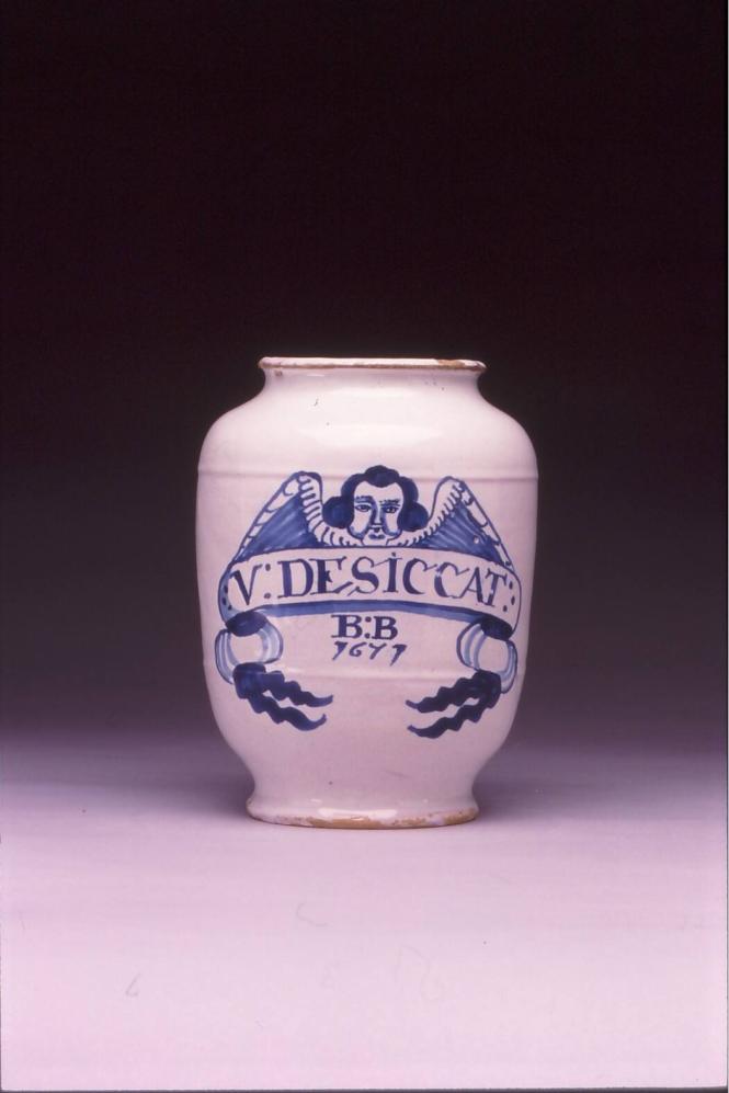 Dry drug jar