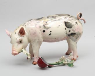 Pig tureen and ladle