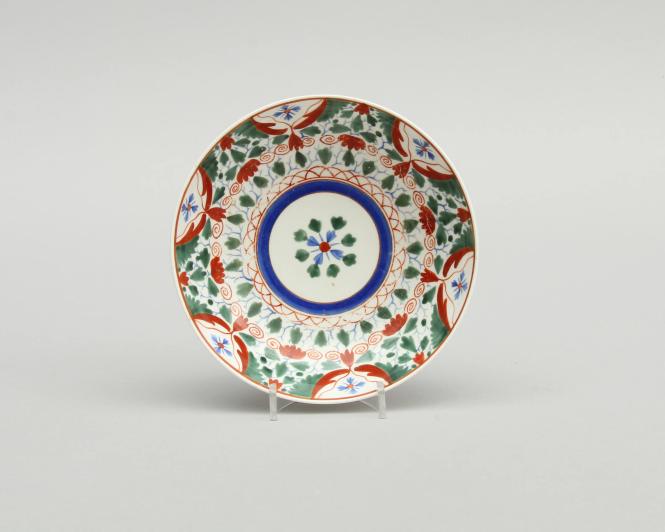 Saucer, Pattern #106 (variation)