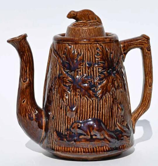 Beaver teapot