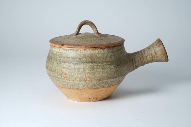 Lidded pot