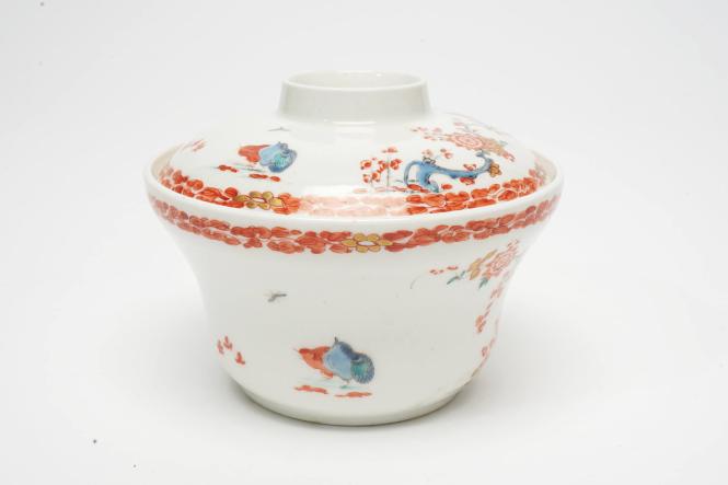 Covered bowl