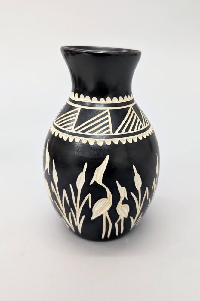 Heron clan vase
