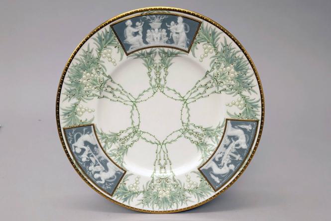 Plate