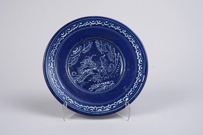 Bleu Persan Plate with Chinoiserie Decoration