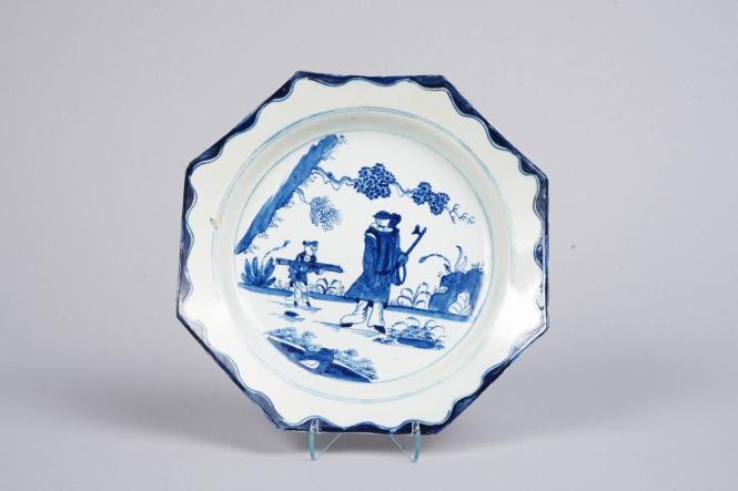 Octagonald Dish with Golfer and Caddy