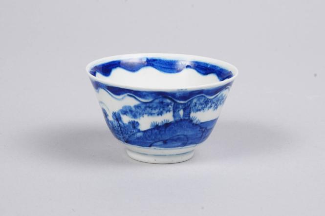 teabowl
teabowl with Harbour Scene after Van Frytom