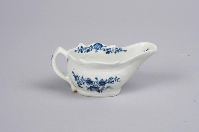 Butterboat with Two Porter Landscape Pattern