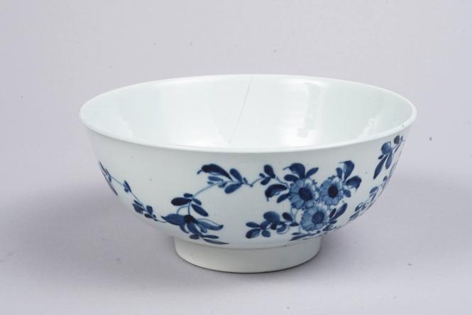 Bowl with Prunus Fence Pattern