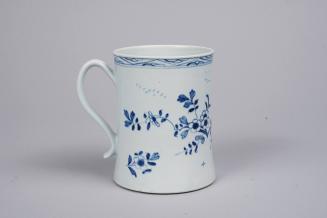 Mug with Zigzag Fence Pattern
