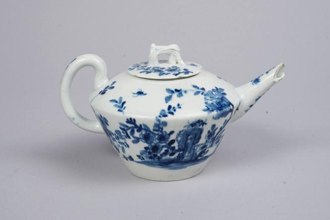 Teapot with Prunus Fence Pattern